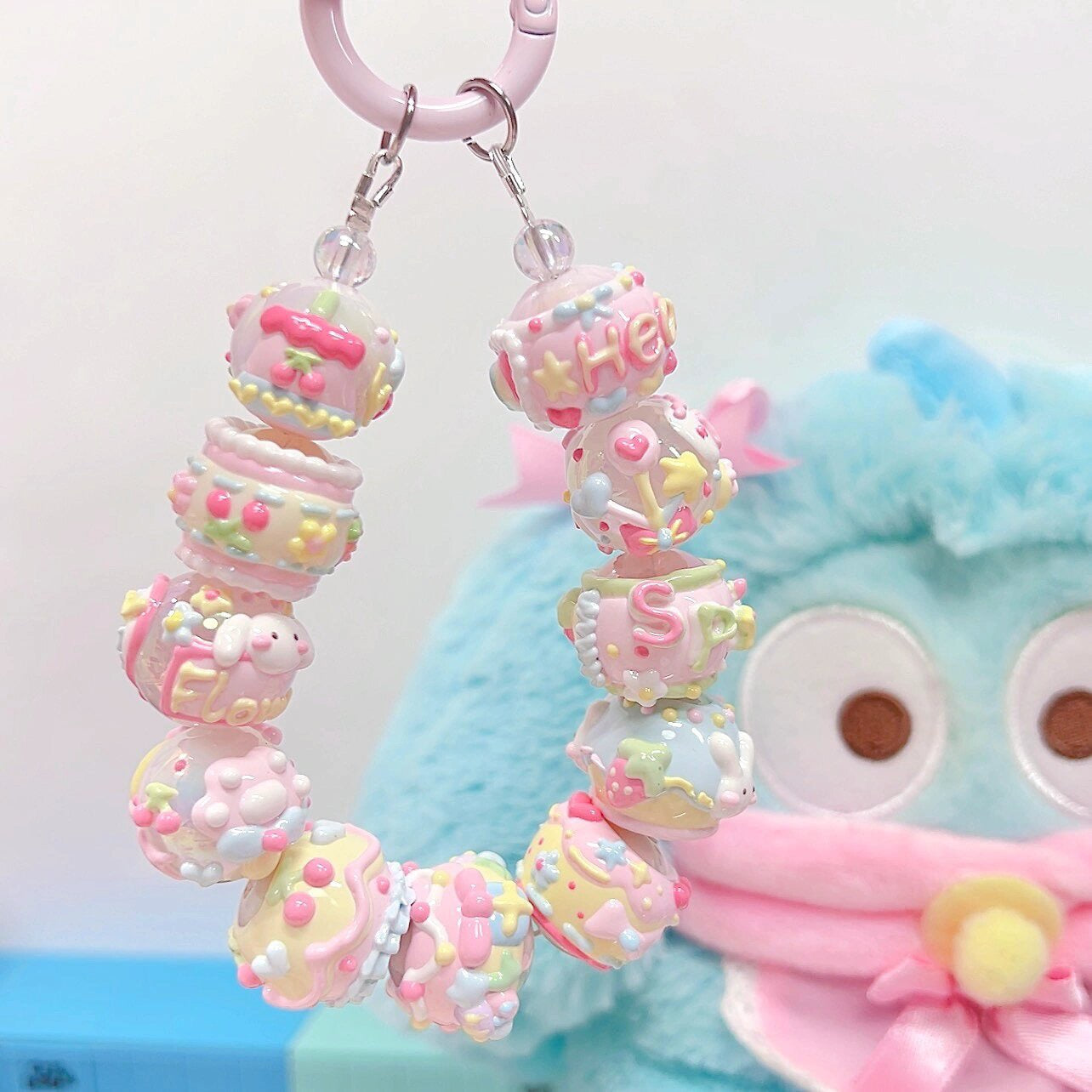 HK Macaron Color Mixed Hand-Painted Beads Scoop