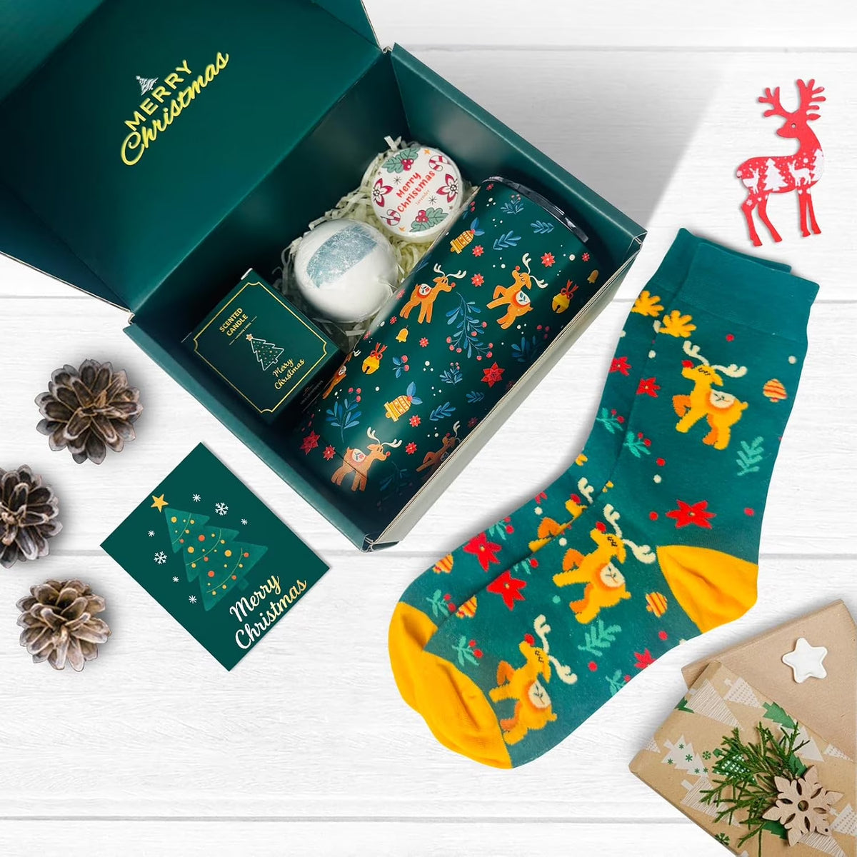 Evergreen Christmas Cozy Gift Box