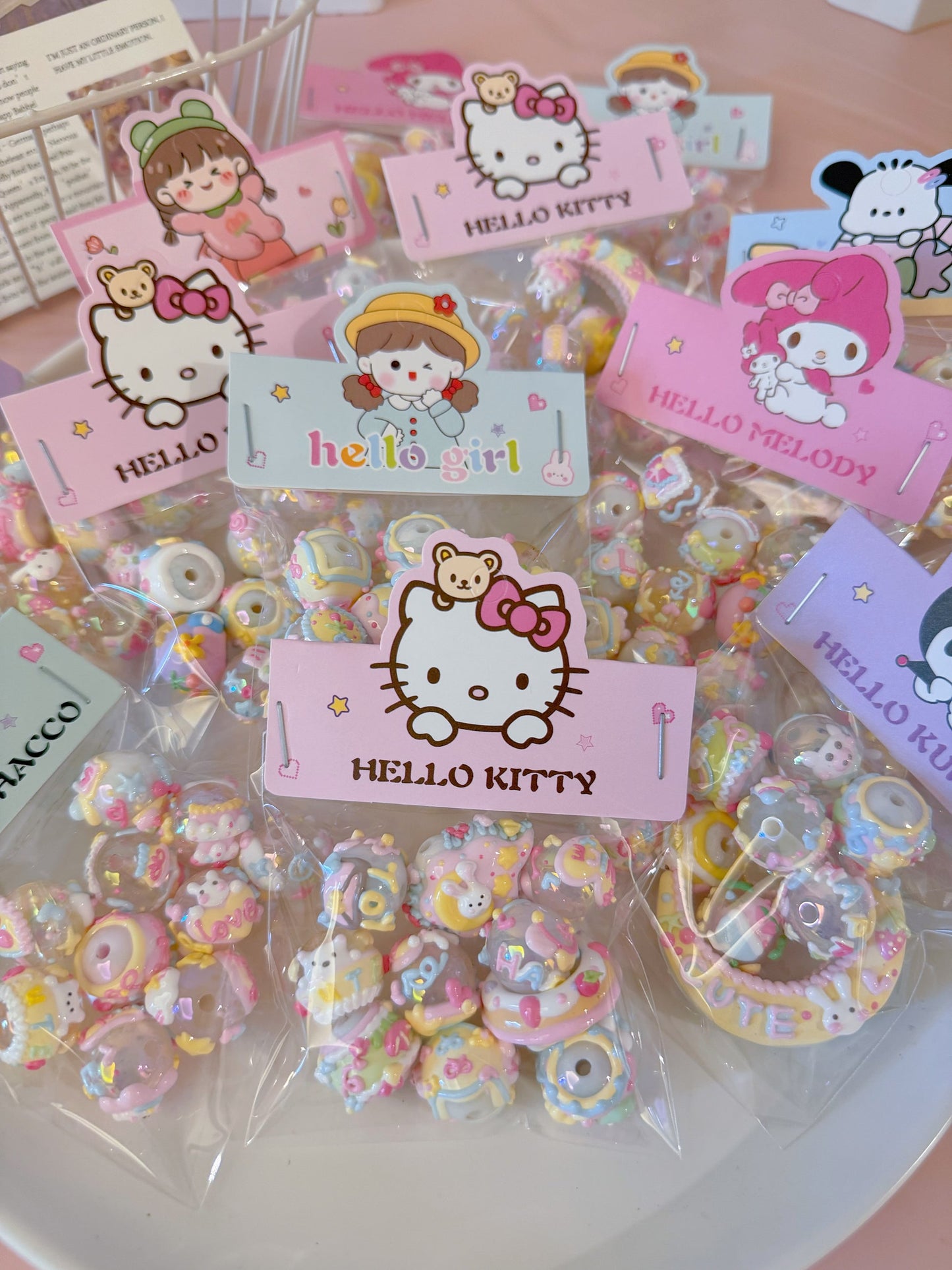 HK Macaron Color Mixed Hand-Painted Beads Scoop