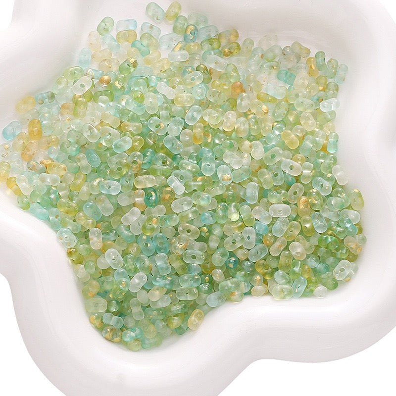 B-12-Color Peanut-Shaped Beads